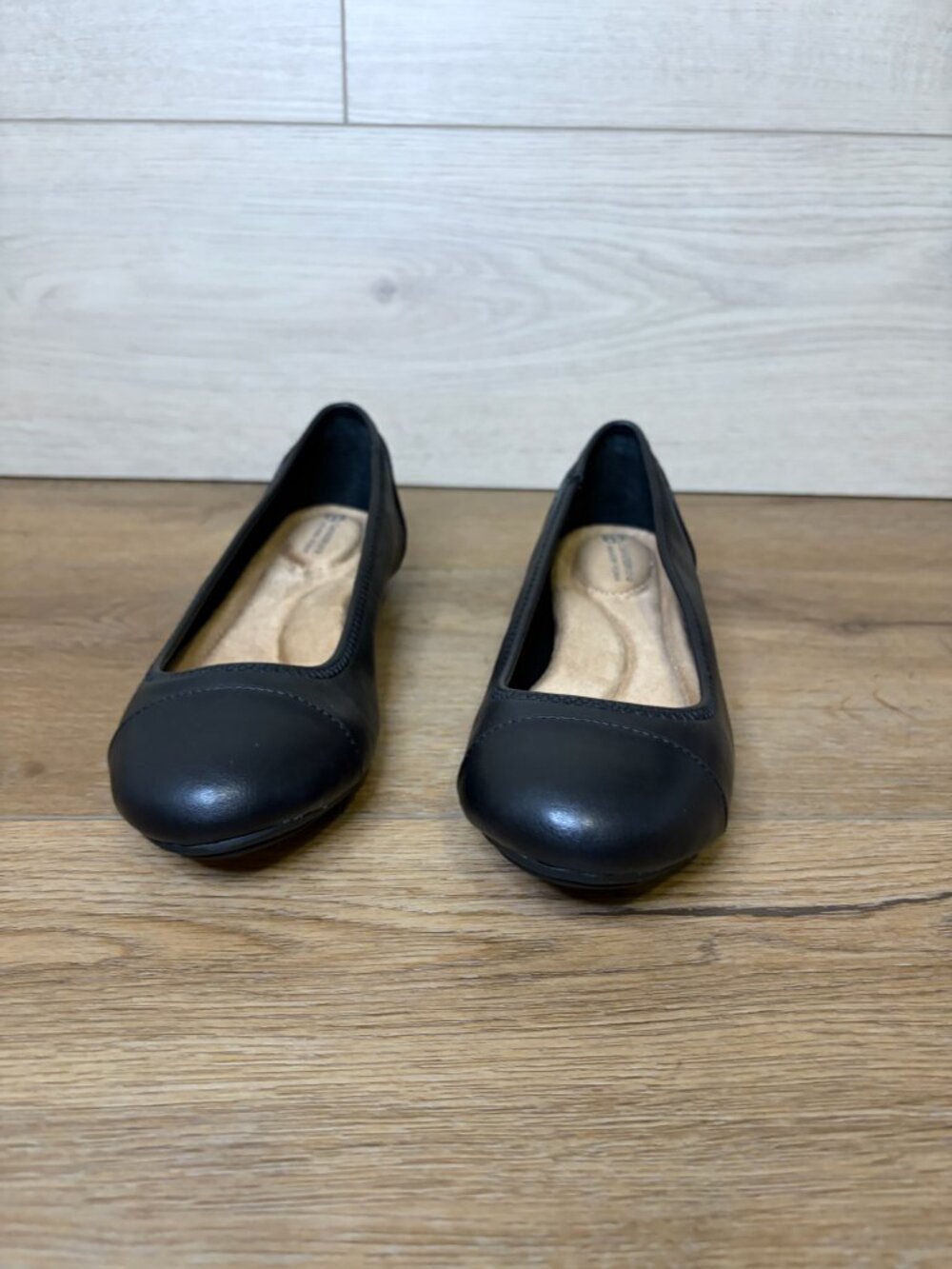 Giani Bernini Women's Taylee Memory Foam Cap Toe Ballet Flats Size 5.5M